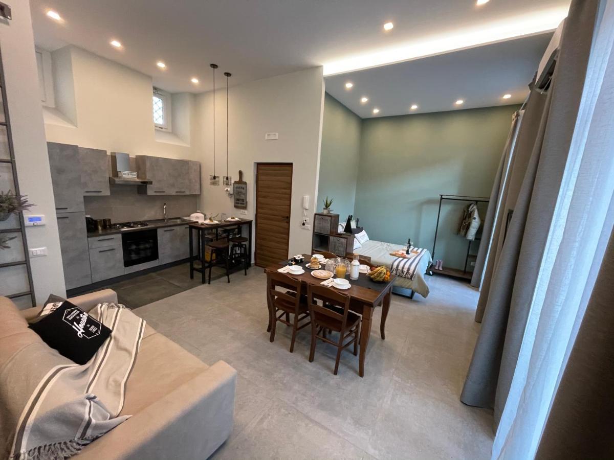 La Krianza Apartment เนเปิลส์ ภายนอก รูปภาพ