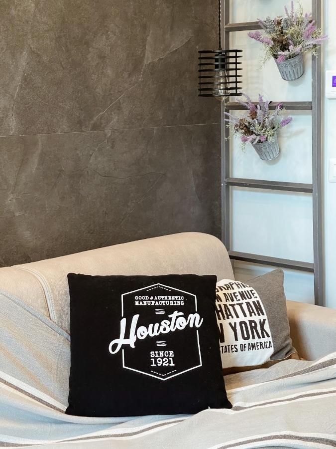 La Krianza Apartment เนเปิลส์ ภายนอก รูปภาพ
