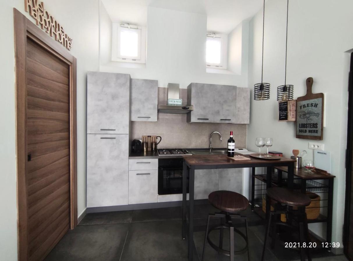 La Krianza Apartment เนเปิลส์ ภายนอก รูปภาพ